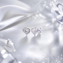 925 Sterling Silver Heart-Shaped Cubic Zirconia Studs Earring