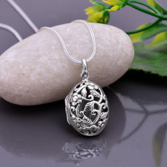 92.5 Sterling Silver Oval Shape Designer Photo Locket Pendant