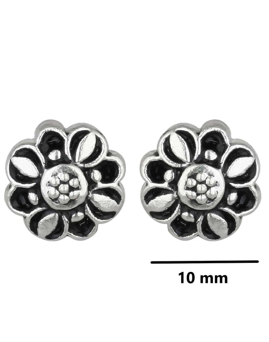 92.5 Silver and Unisexual Meena Work light weighted Studs