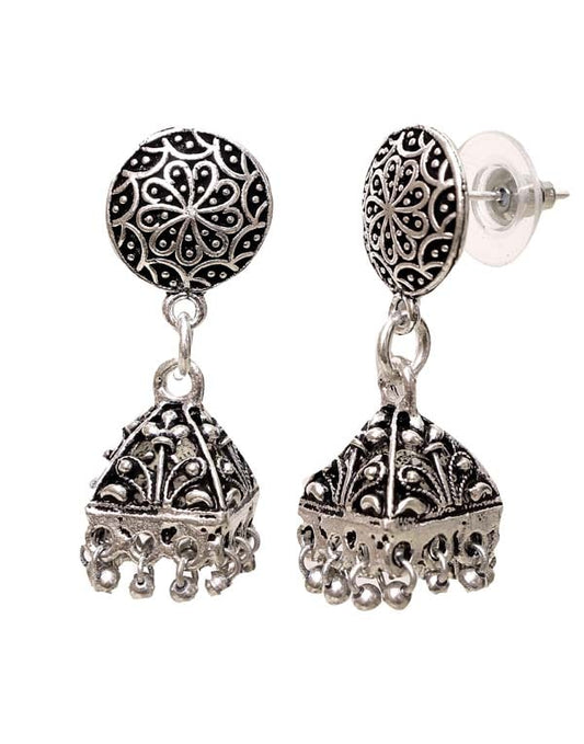 Good looking pair of Ethnic Jhumki Earrings with Push Back in Silver Alloy