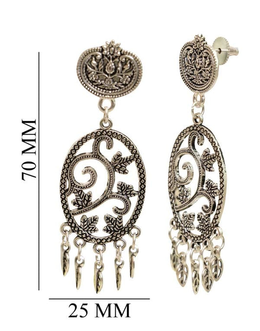 Beautiful pair of Earrings with Push Back in Silver Alloy