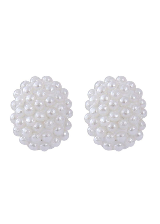 92.5 Sterling Silver White Pearl Oval Studs in Silver