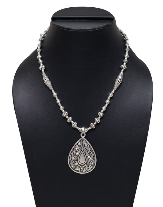 Trendy Traditional Pendent Necklace