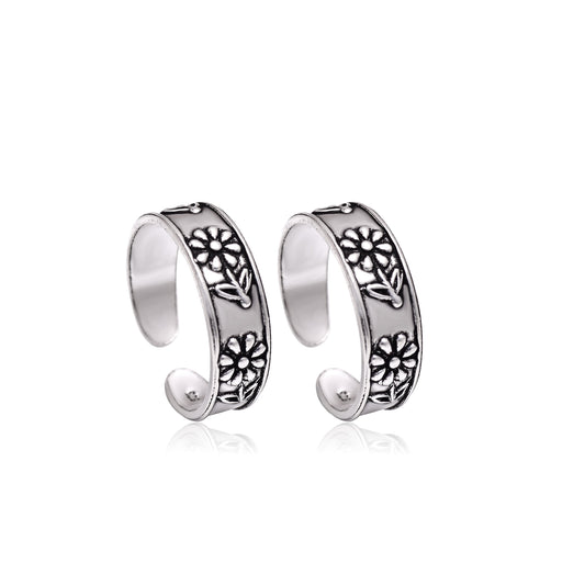 Pair of Good Looking Oxidized 925 Silver Toe Rings