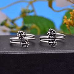Pair of Designer Butterfly Oxidized 925 Silver Toe Rings