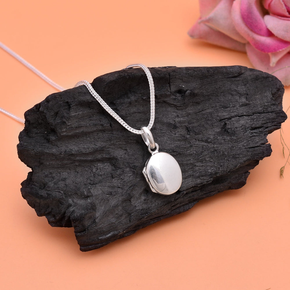 92.5 Sterling Silver Designer Oval Photo Locket Pendant - Pendants