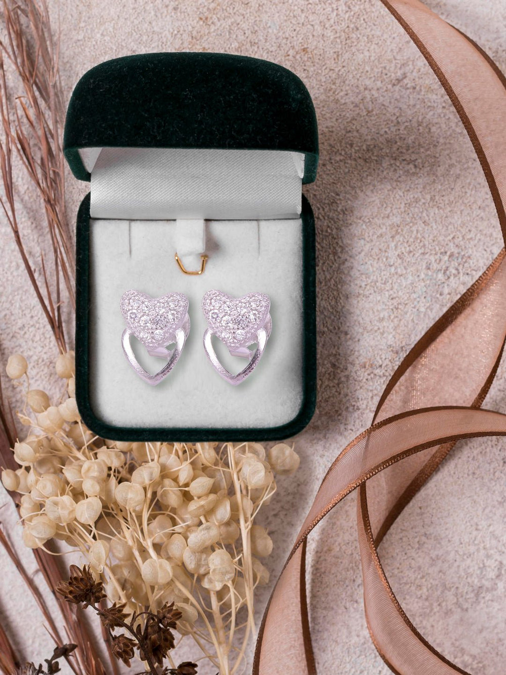 925 Sterling Silver Heart-Shaped Cubic Zirconia Studs Earrings - Studs