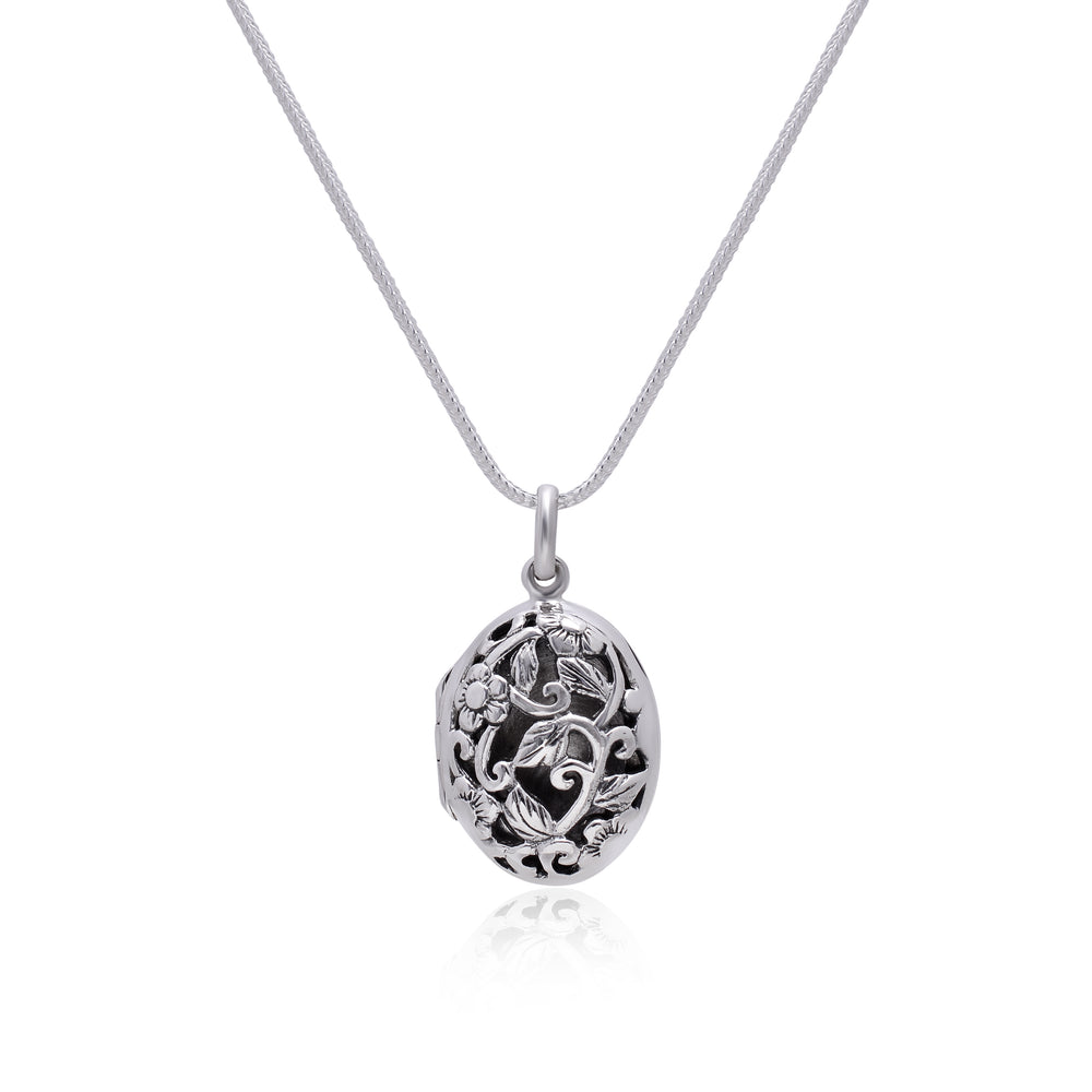 92.5 Sterling Silver Oval Shape Designer Photo Locket Pendant