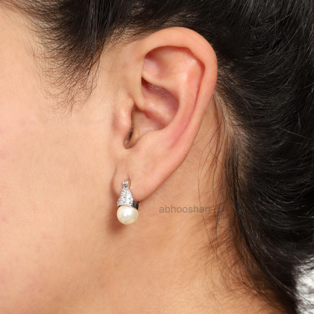 Pair of Stud Earrings Drop Pearl with Cubic Zirconia in 92.5 Silver