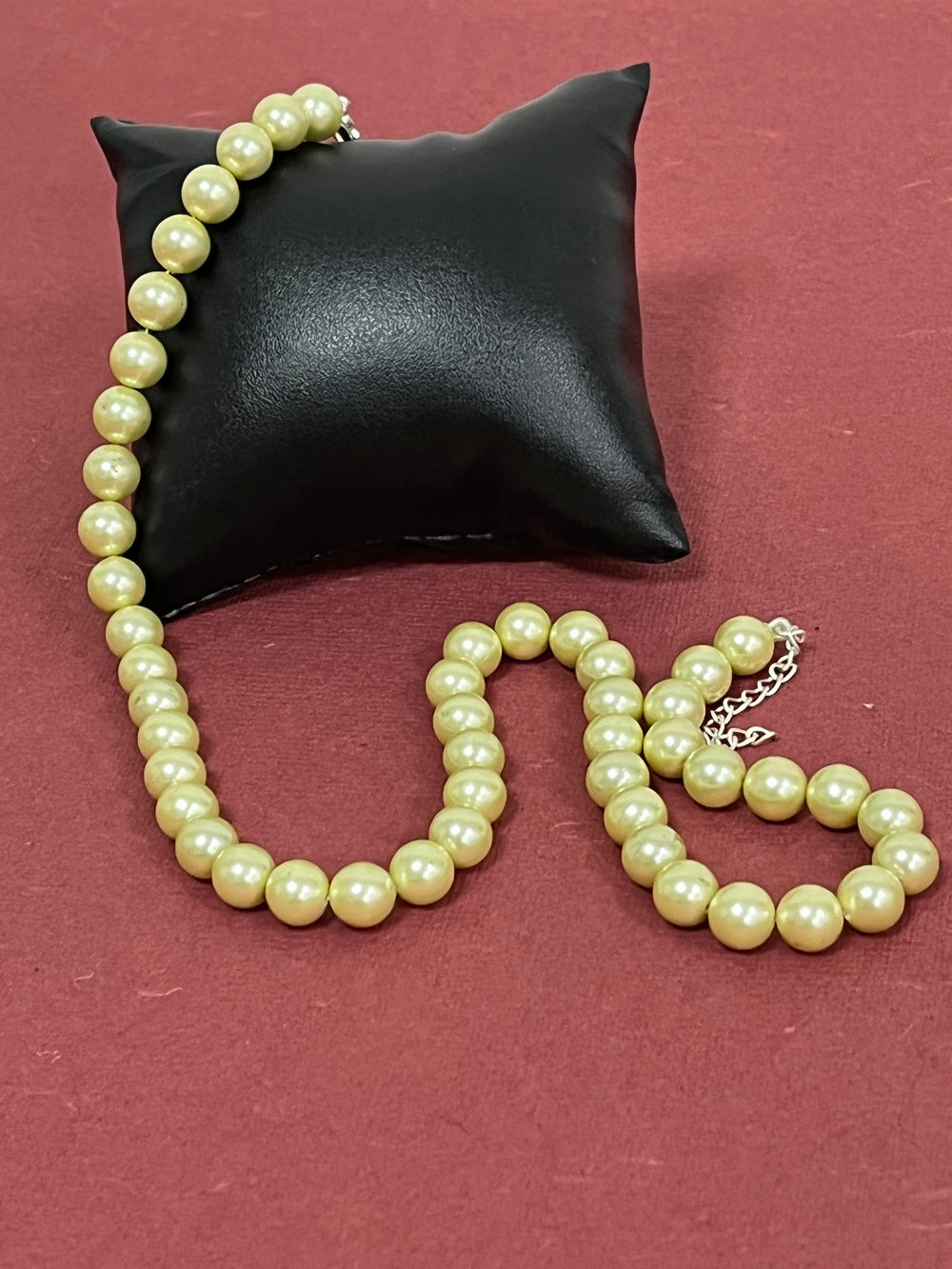 Handmade 8 mm Simulated Pista Green Pearl Adjustable Mala Single Strand