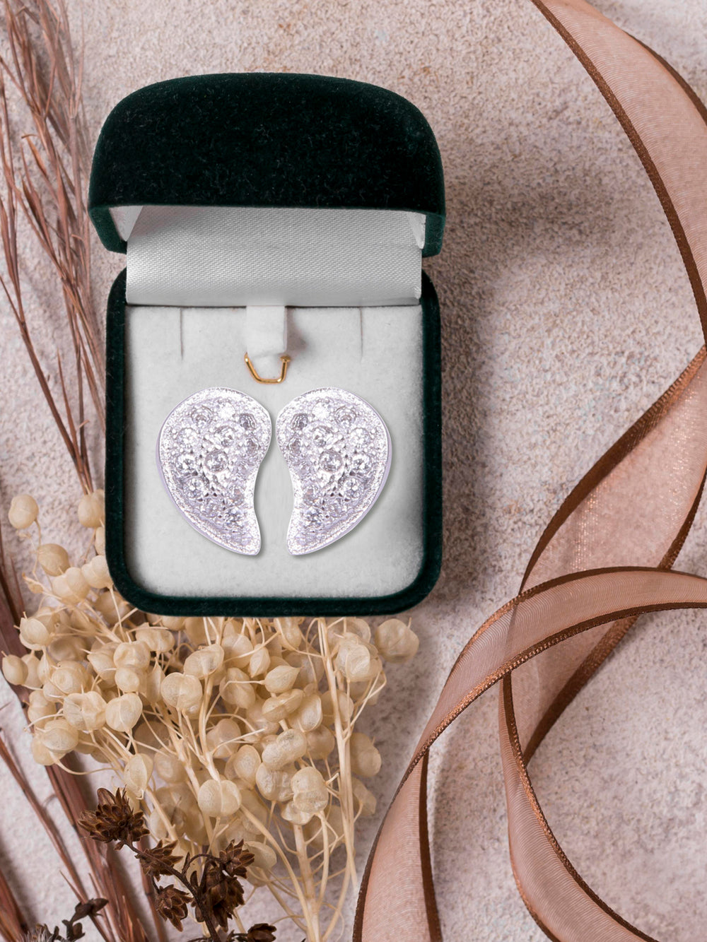 925 Sterling Silver Light weighted Cz Studs