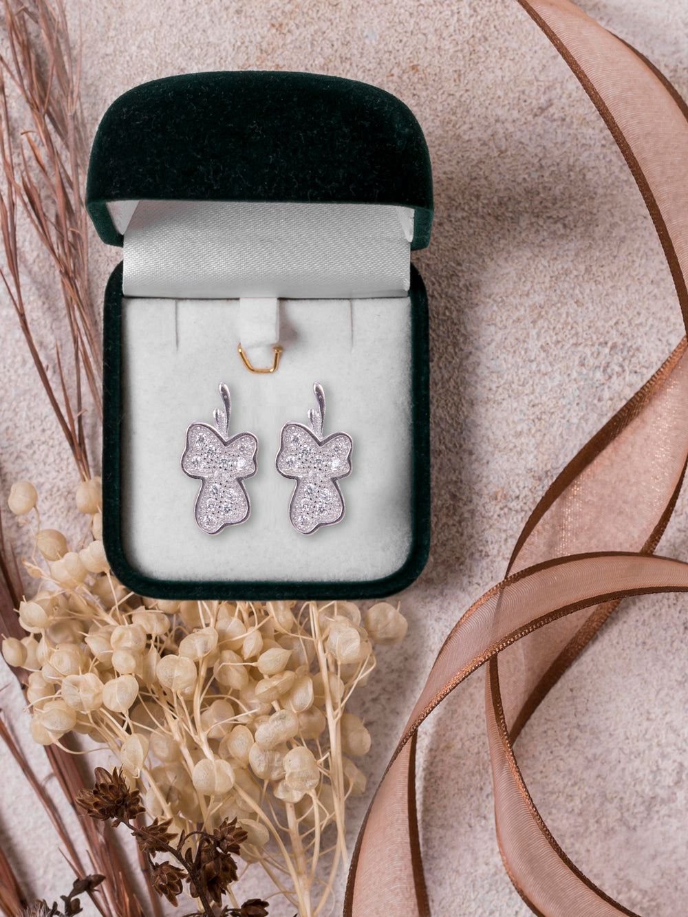 925 Sterling Silver Leaf Shape Cubic Zircon Studs