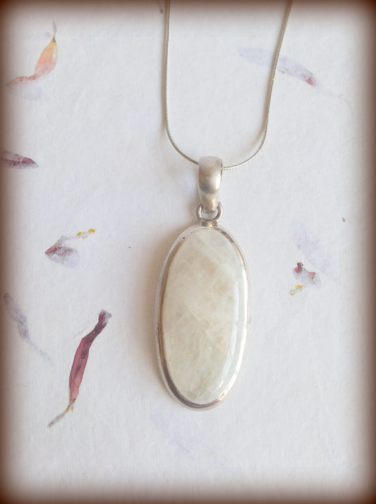 Oval Moonstone Pendant in 92.5 Silver with 18 inch Chain