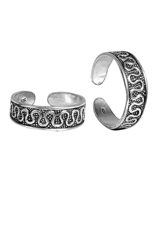 Unique pair of Oxidized Toe Rings in 92.5 Silver