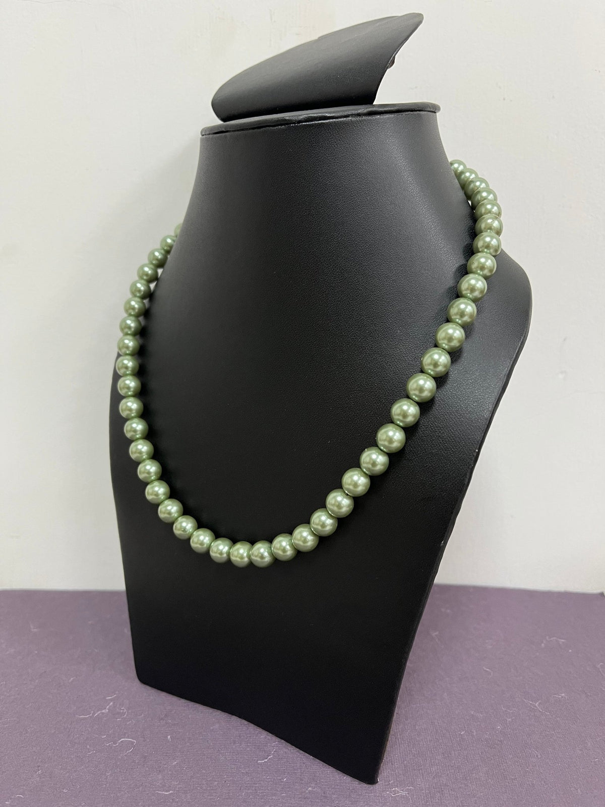 Handmade 8 mm Simulated Pista Green Adjustable Mala Single Strand - Necklace