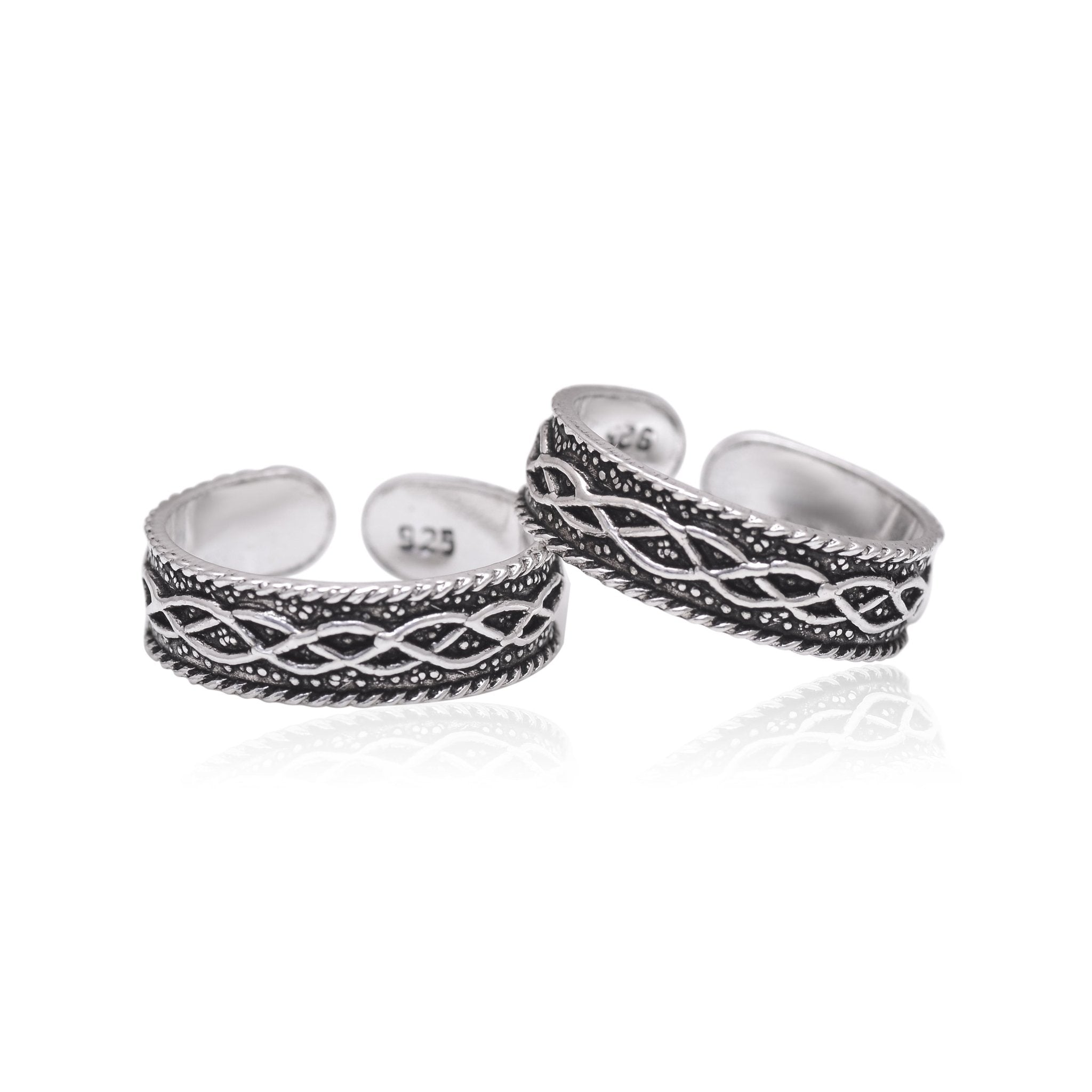 Pair of Stylish Oxidized 925 Silver Toe Rings Bichiya - Toe Rings