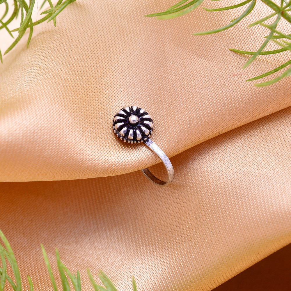Round Clip on Nose Pin in 92.5 Silver - Silver Clip On Nose Pin