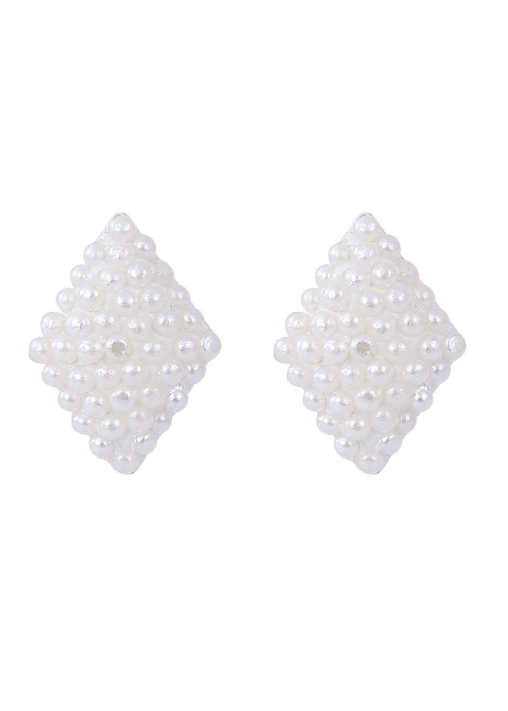 92.5 Sterling Silver Good looking White Pearl Studs in Silver - Studs