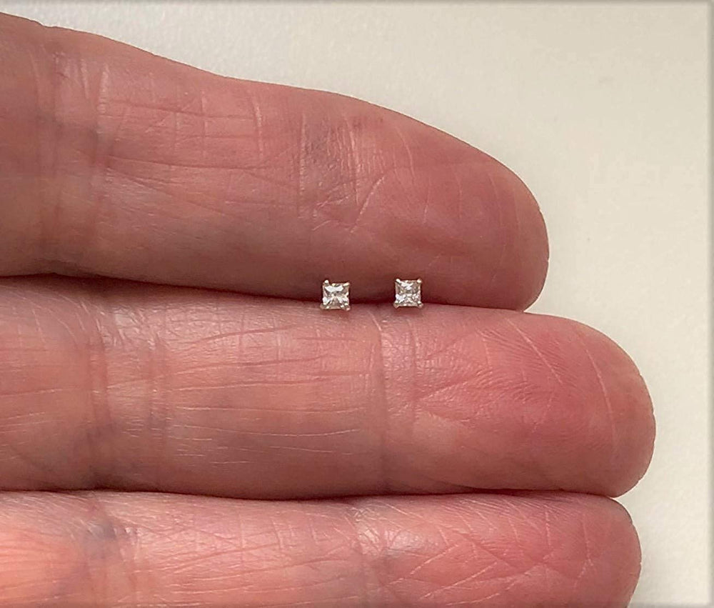 925 Sterling Silver pair of Square shape 2mm Single White Cz Unisex Stud Earrings - Studs