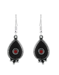 Tribal Nepalese Onyx Earrings in Silver Alloy