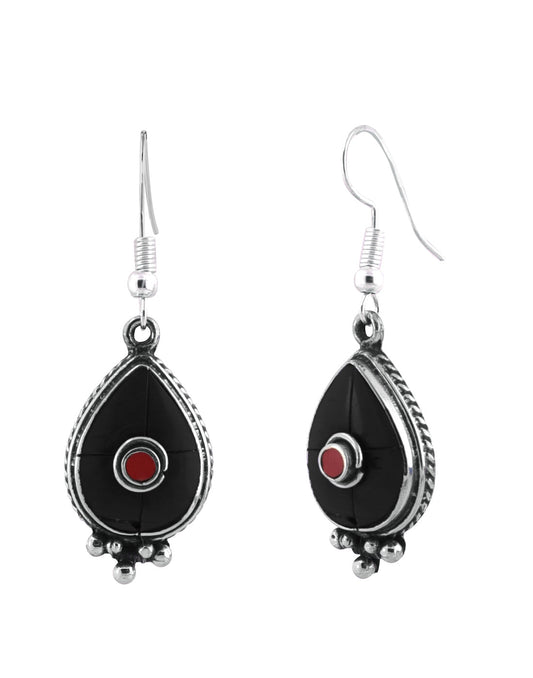 Tribal Nepalese Onyx Earrings in Silver Alloy