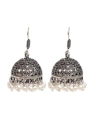 Everday wear Jhumkis in Pearl with Ear Wire in Silver Alloy