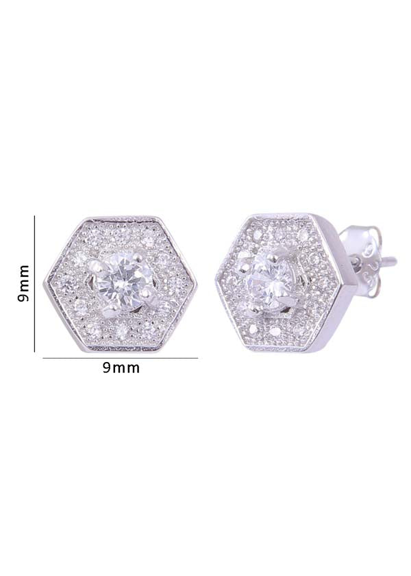 925 Sterling Silver Lovely Pair of Cz studs