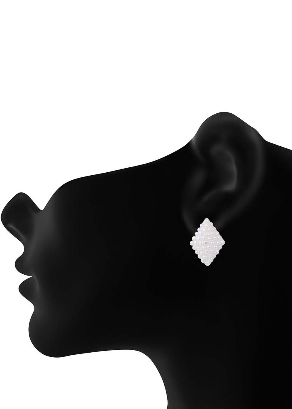 92.5 Sterling Silver  Good looking White Pearl Studs in Silver