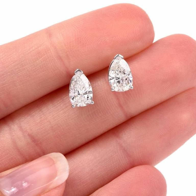 925 Sterling Silver Pair of Pear Shape White CZ Stone Piercing Stud Earrings