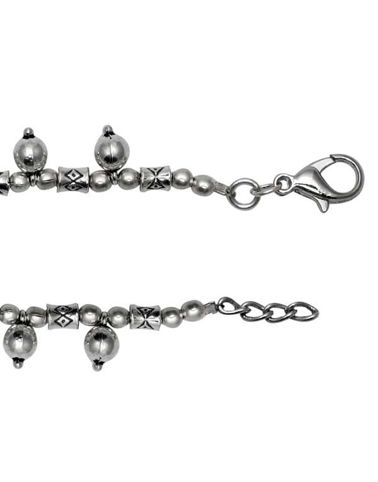 Trendy Single Anklet in Silver Alloy