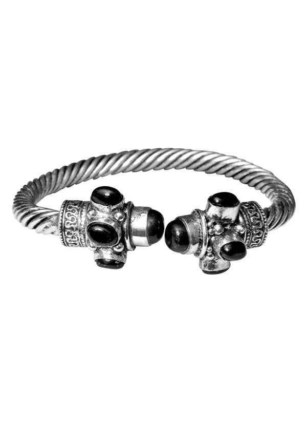 Handmade Bangle/Kada in Silver Alloy for women