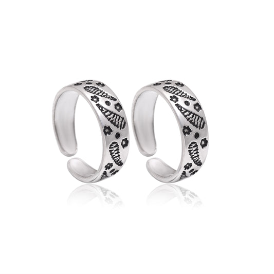 Unique pair of Oxidized Silver Toe Rings Bichiya in 925 Sterling Silver