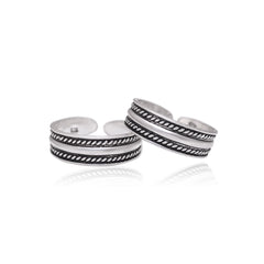 Pair of Gorgeous Oxidized Toe Rings for Women