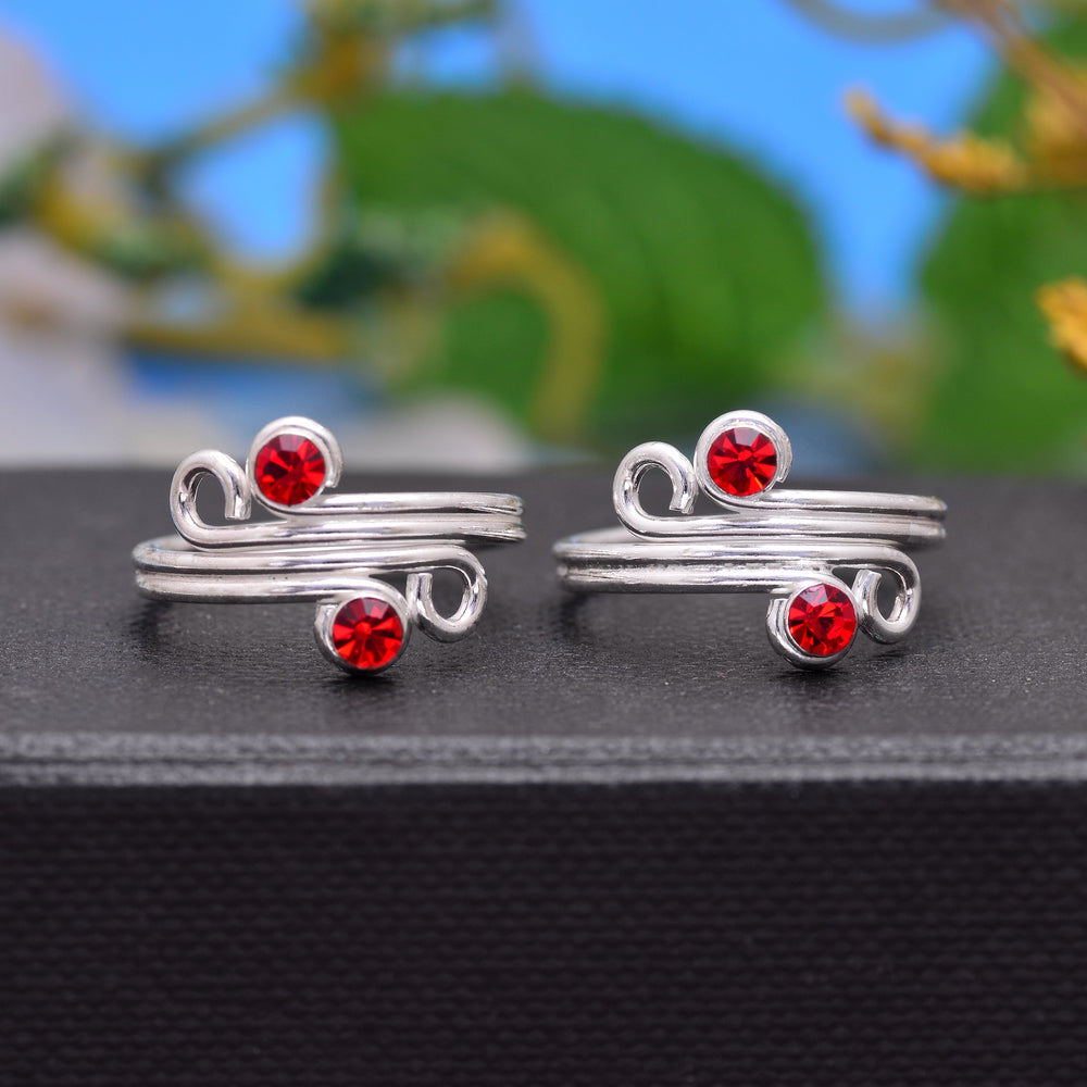 Fashionable 925 Silver Toe rings in Red Cubic Zirconia