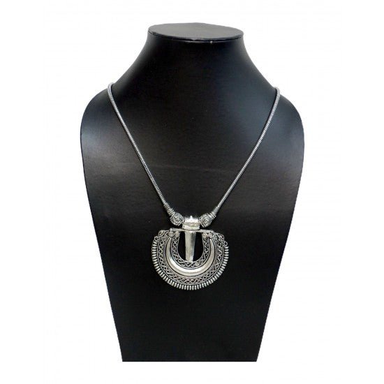 Chic Boho Look Necklace - Necklace
