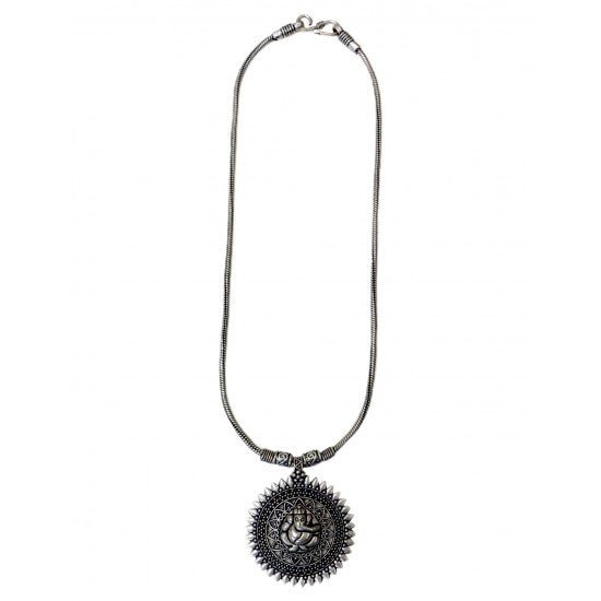 Trendy Sitting Ganesha Round Necklace - Necklace