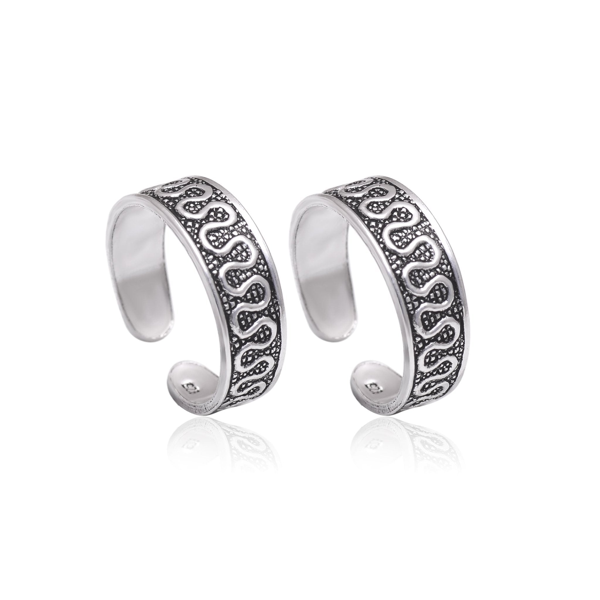 Unique pair of Oxidized Toe Rings in 92.5 Silver - Toe Rings